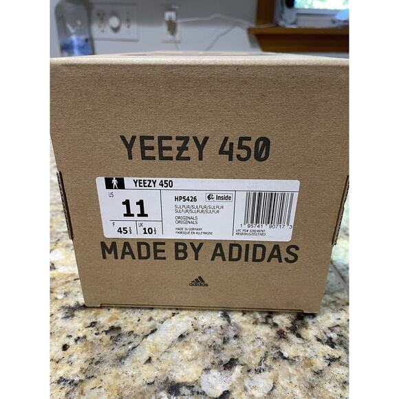 DS Adidas Yeezy 450 Sulfur Men’s Size 11 *SHIPS FAST*